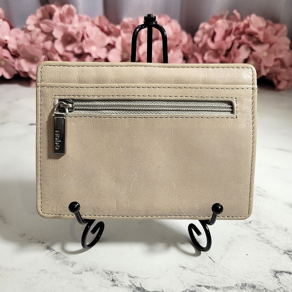 HOBO Vintage 'Euro Slide' Leather Card & Passport Holder - Picture 2 of 4